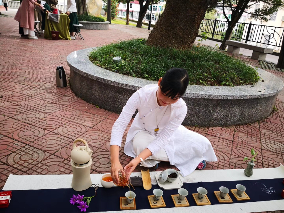 第八届杏福娱乐平台文化艺术节暨首届科技节开幕8.png